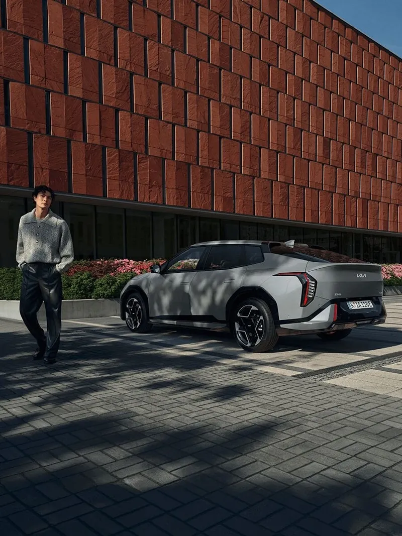 Kia EV4 Fastback — Bild 4